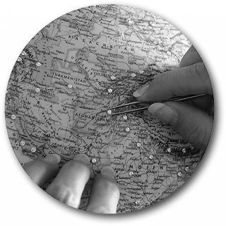 ROYAL Leuchtglobus mit Swarovski Zirconias - � 34 cm